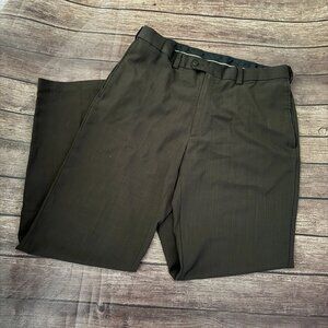 Men’s Haggar Brown Classic Fit Dress Pats 34 X 32